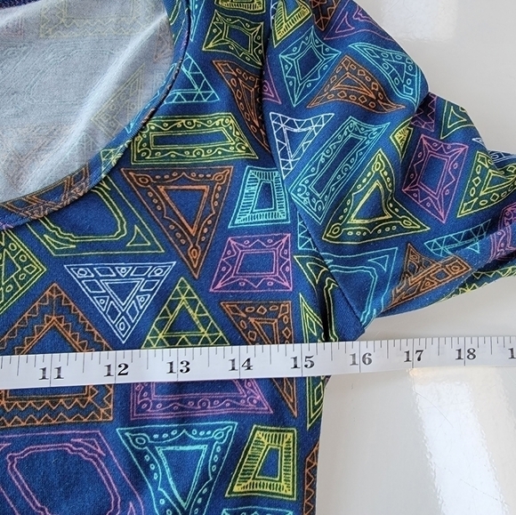 LuLaRoe☆ Nicole Navy Blue Geo Print Crewneck Dress Size S EUC - Picture 7 of 9